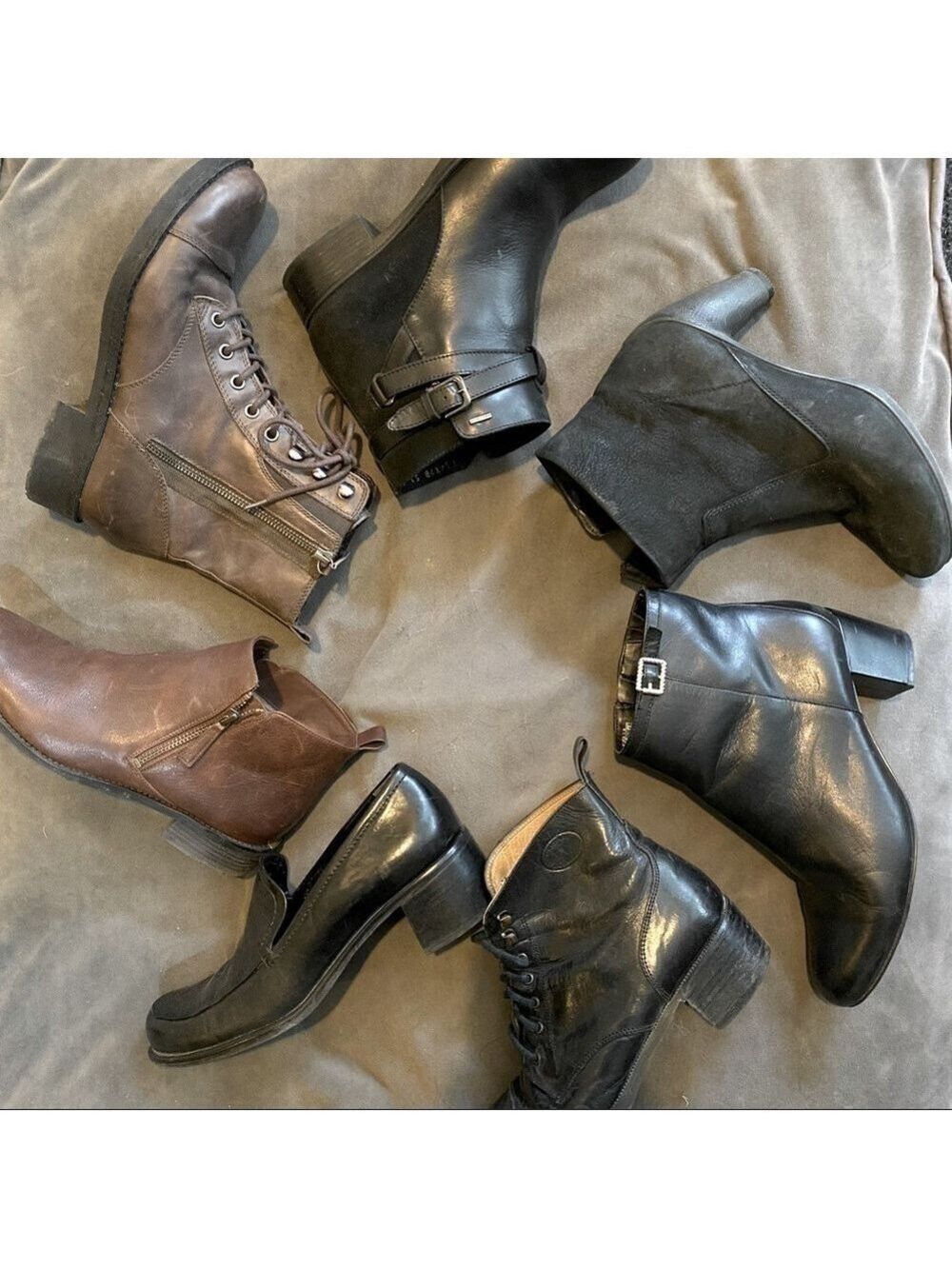 𝅺Boots at a glance. Filter/ see my closet for more to follow!